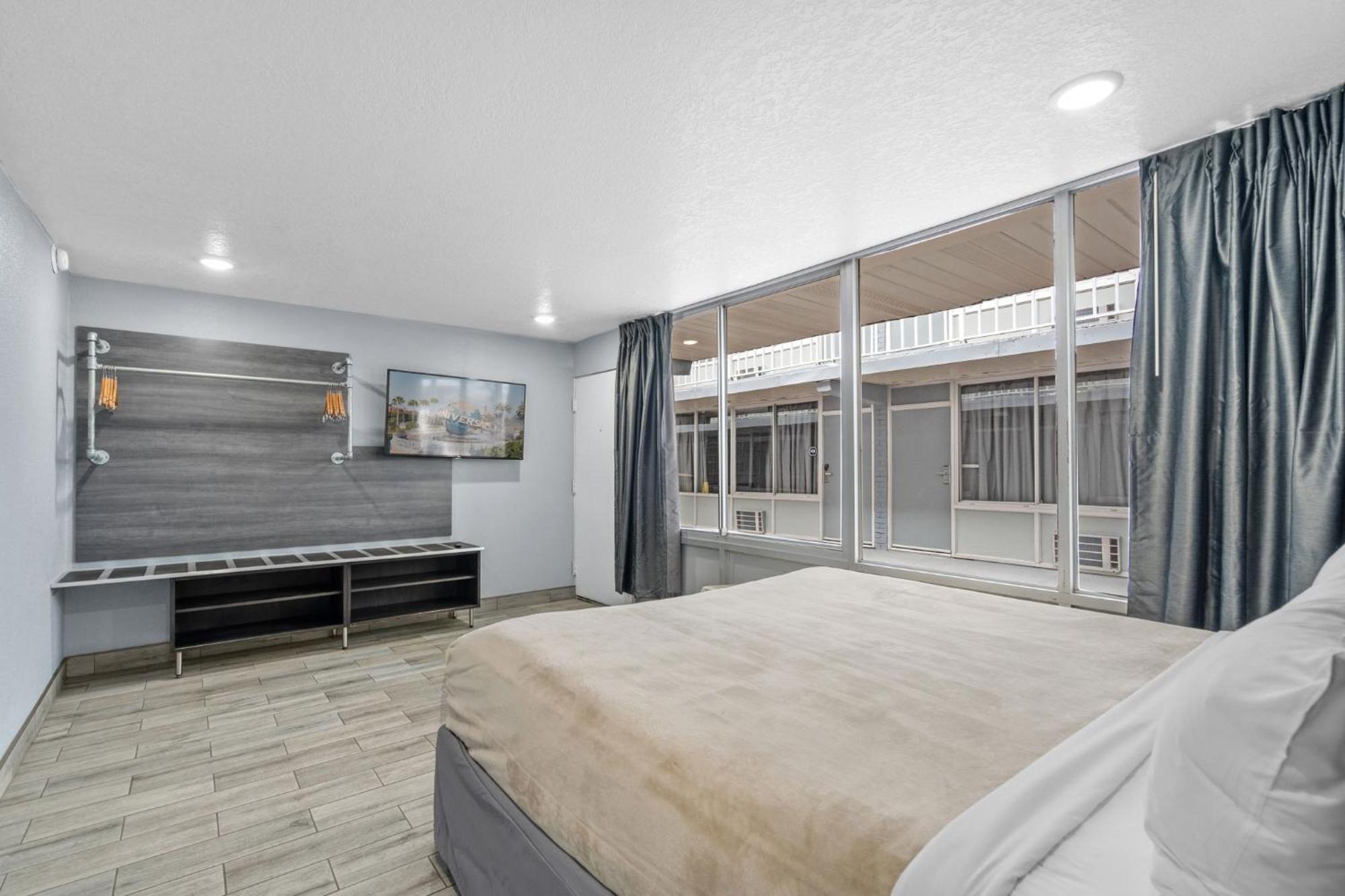 Celebration Suites Экстерьер фото