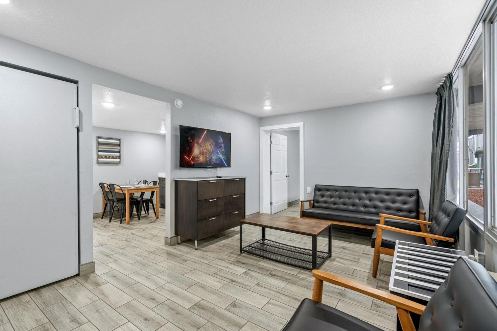 Celebration Suites Экстерьер фото