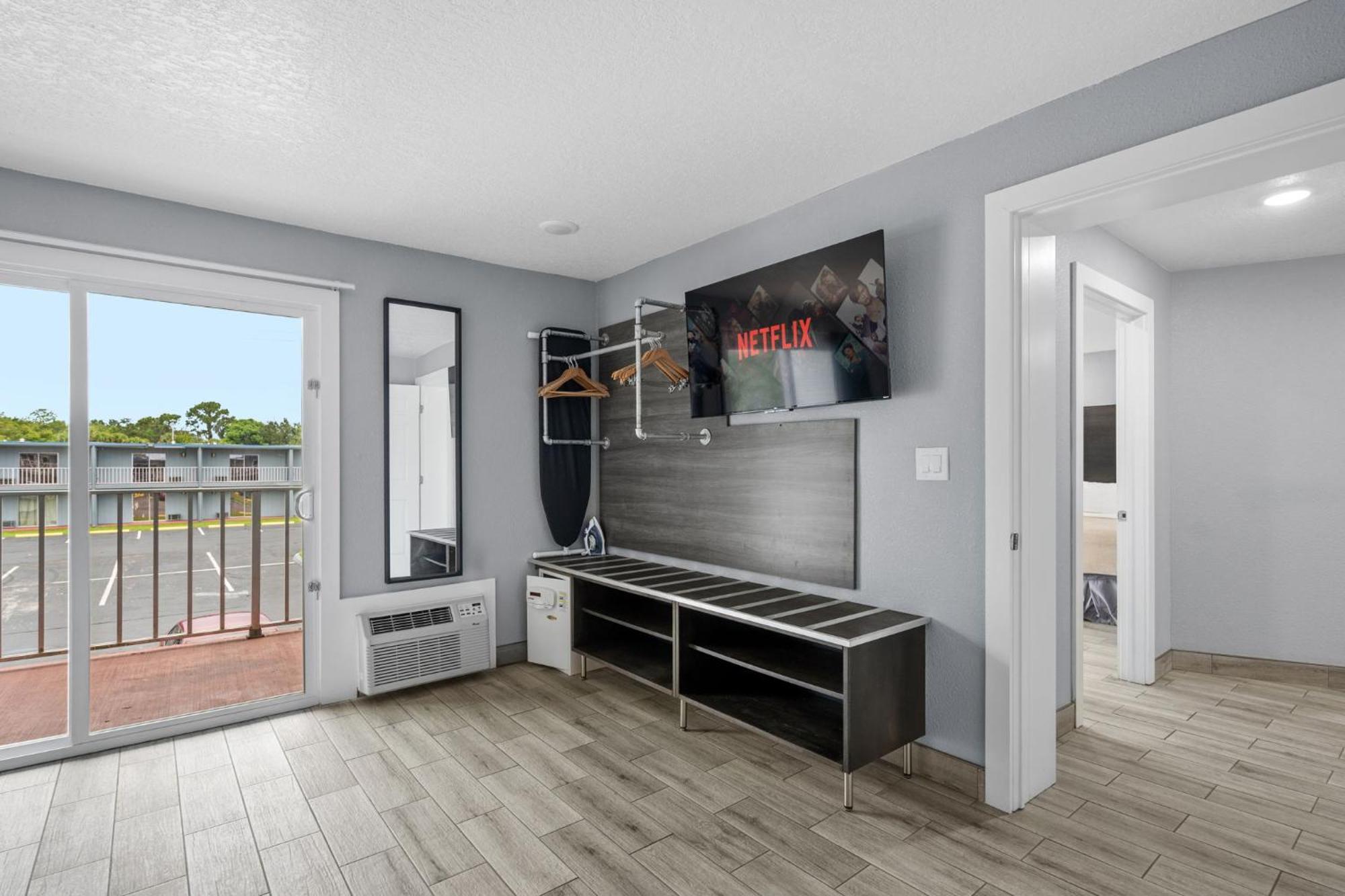 Celebration Suites Экстерьер фото